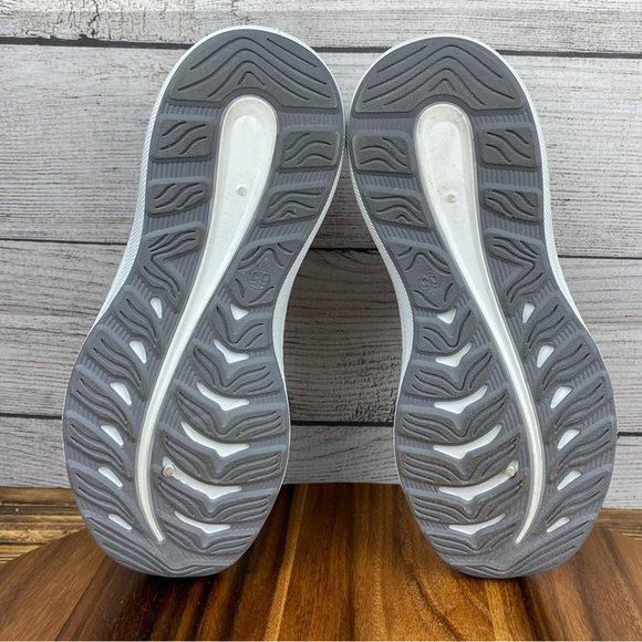 Tommy Bahama Women’s Flint Knit Jogger Memory Foam Slip On Shoe Blue Size 6.5 - Picture 11 of 12